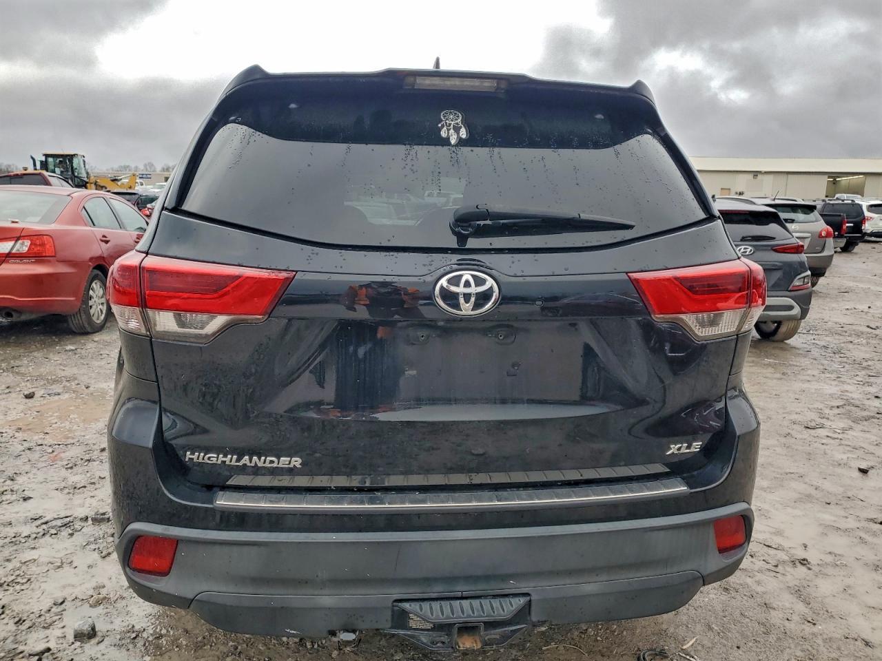 2019 Toyota Highlander Se - Фото 6