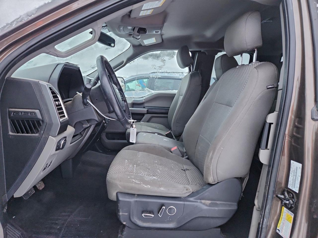 2016 Ford F150 Super Cab - Image 7