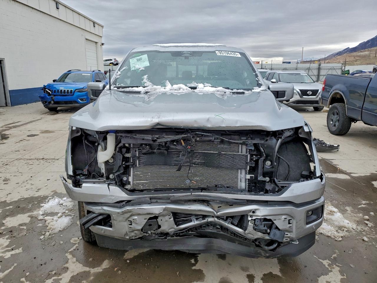 2025 Ford F150 Lariat - Фото 5