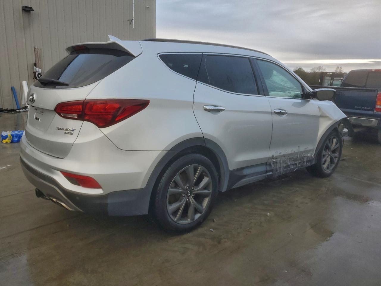 2017 Hyundai Santa Fe Sport 2.0T Ultimate - Фото 3
