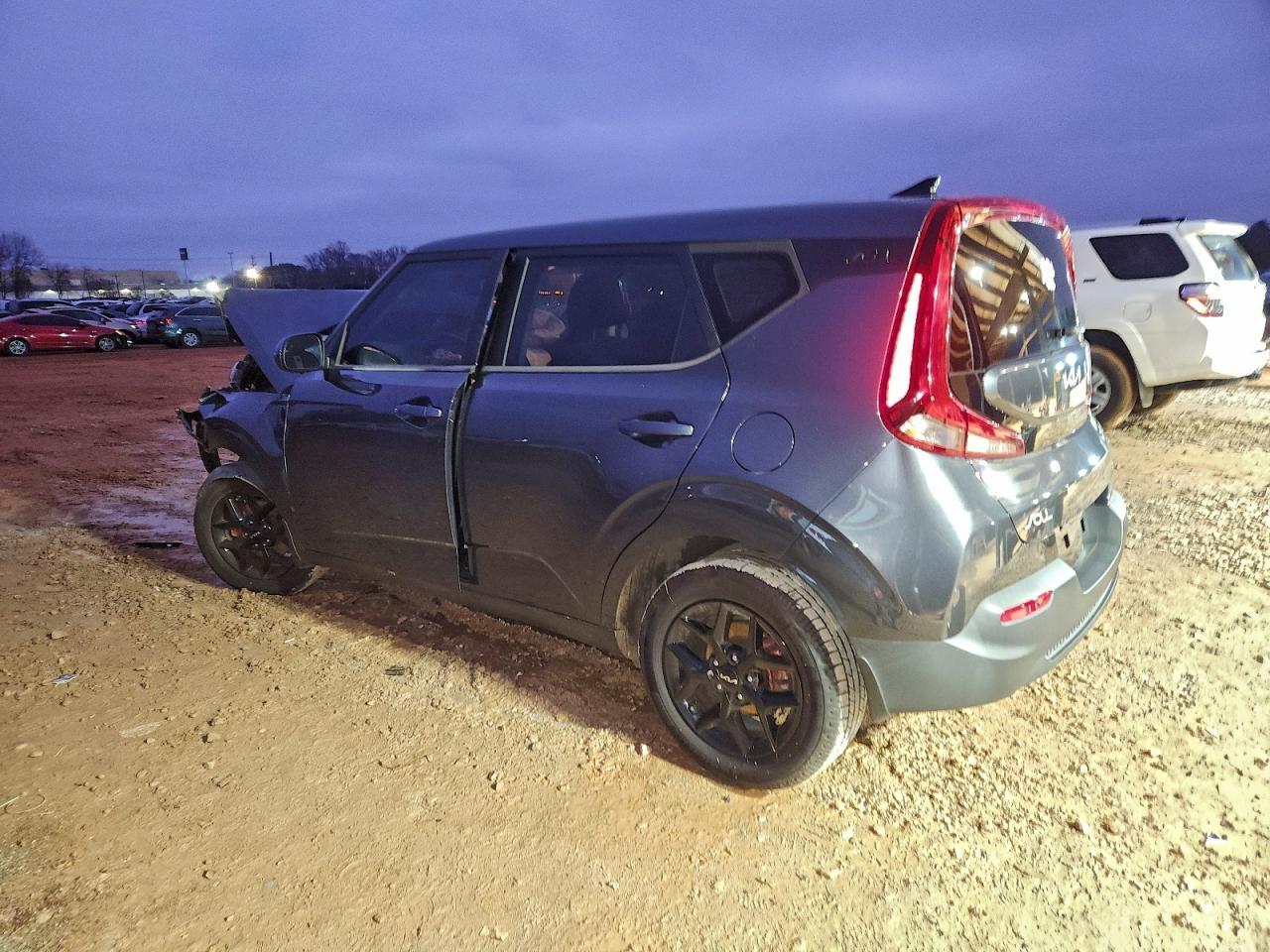 2022 Kia Soul Lx - Фото 2