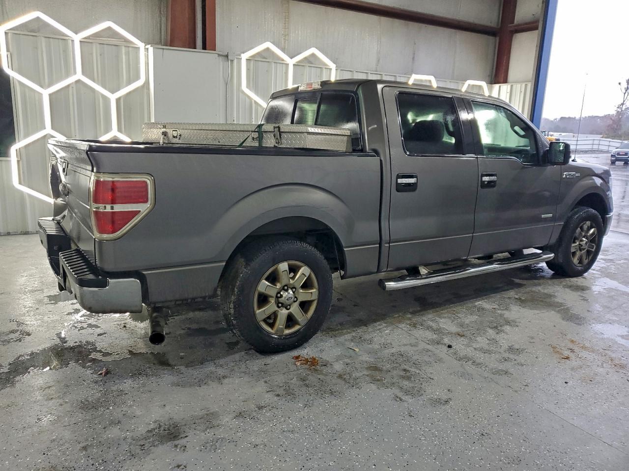 2013 Ford F150 Supercrew - Image 3