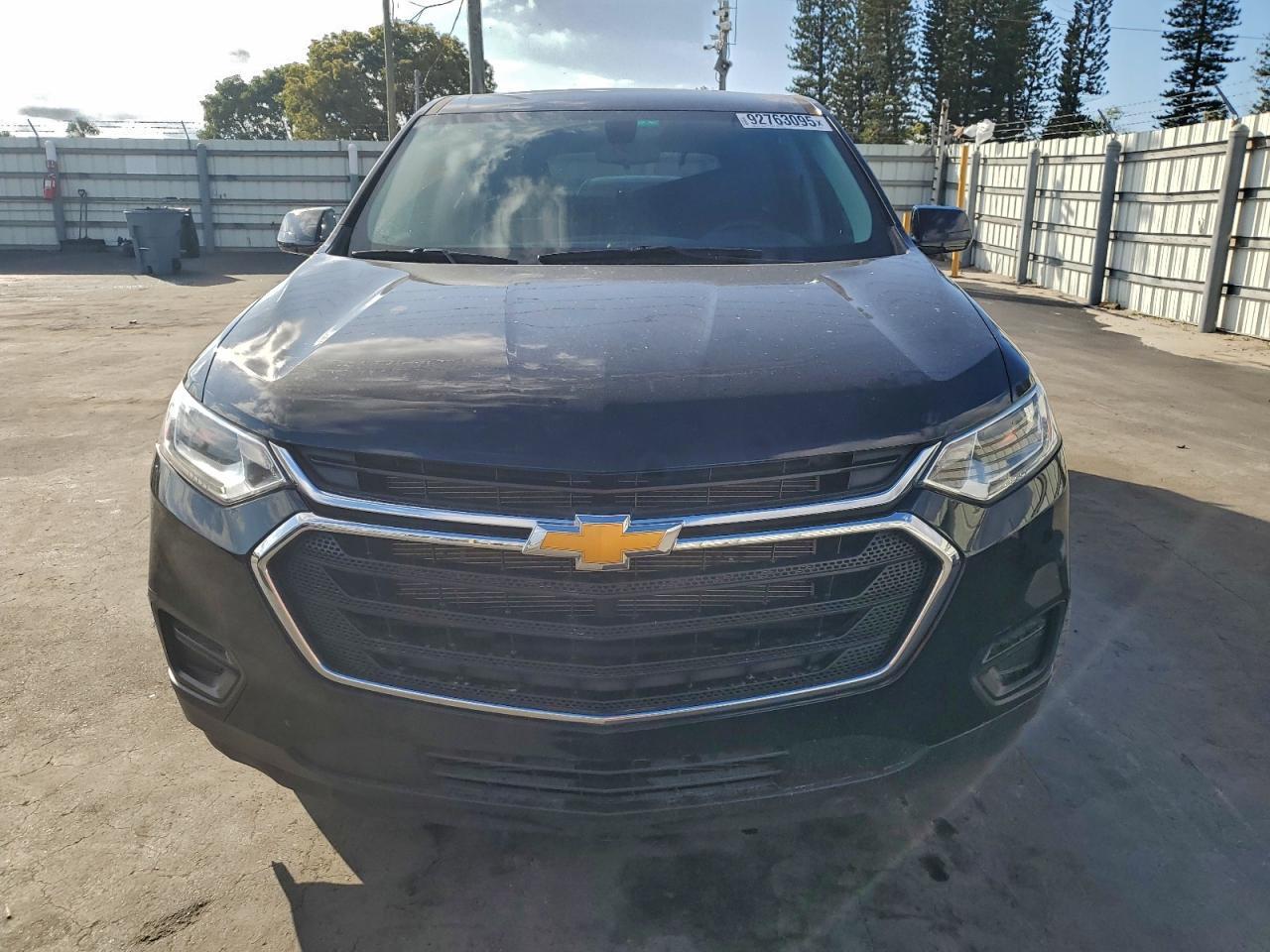 2020 Chevrolet Traverse Ls - Фото 5