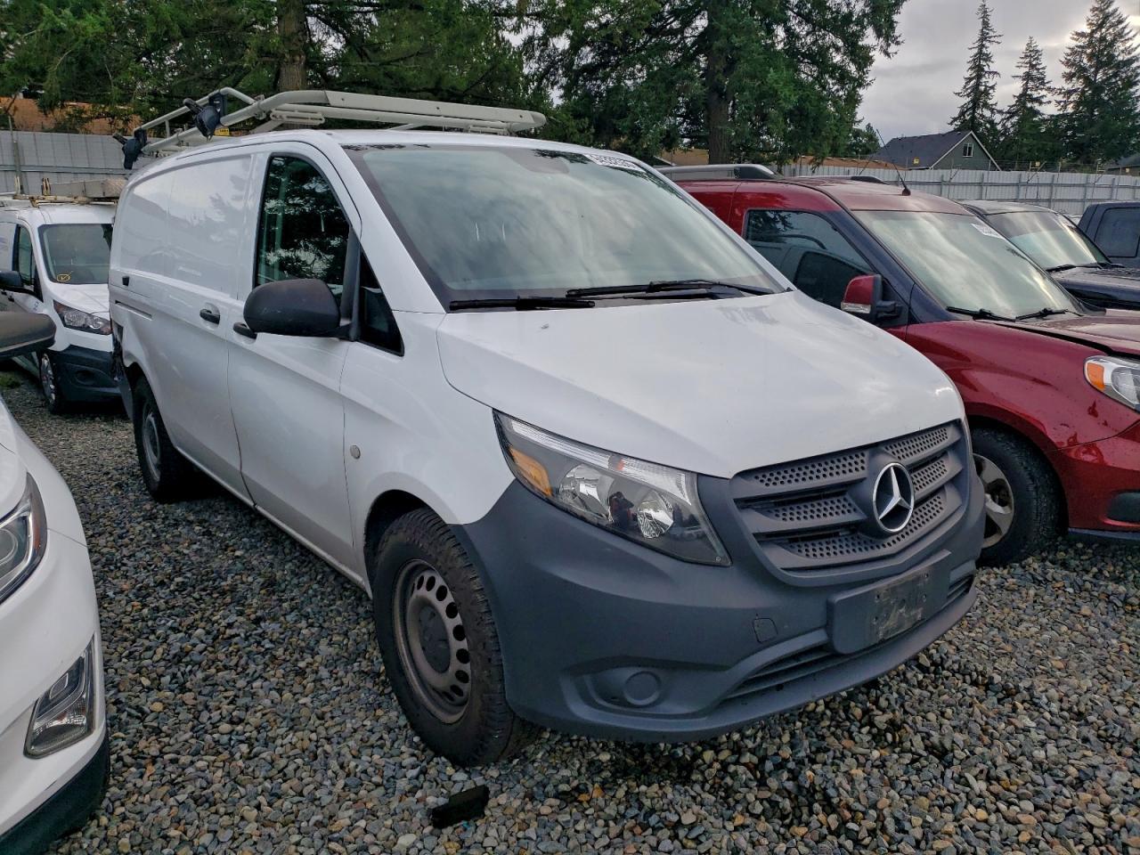 2022 Mercedes Benz Metris Delivery Van - Image 4