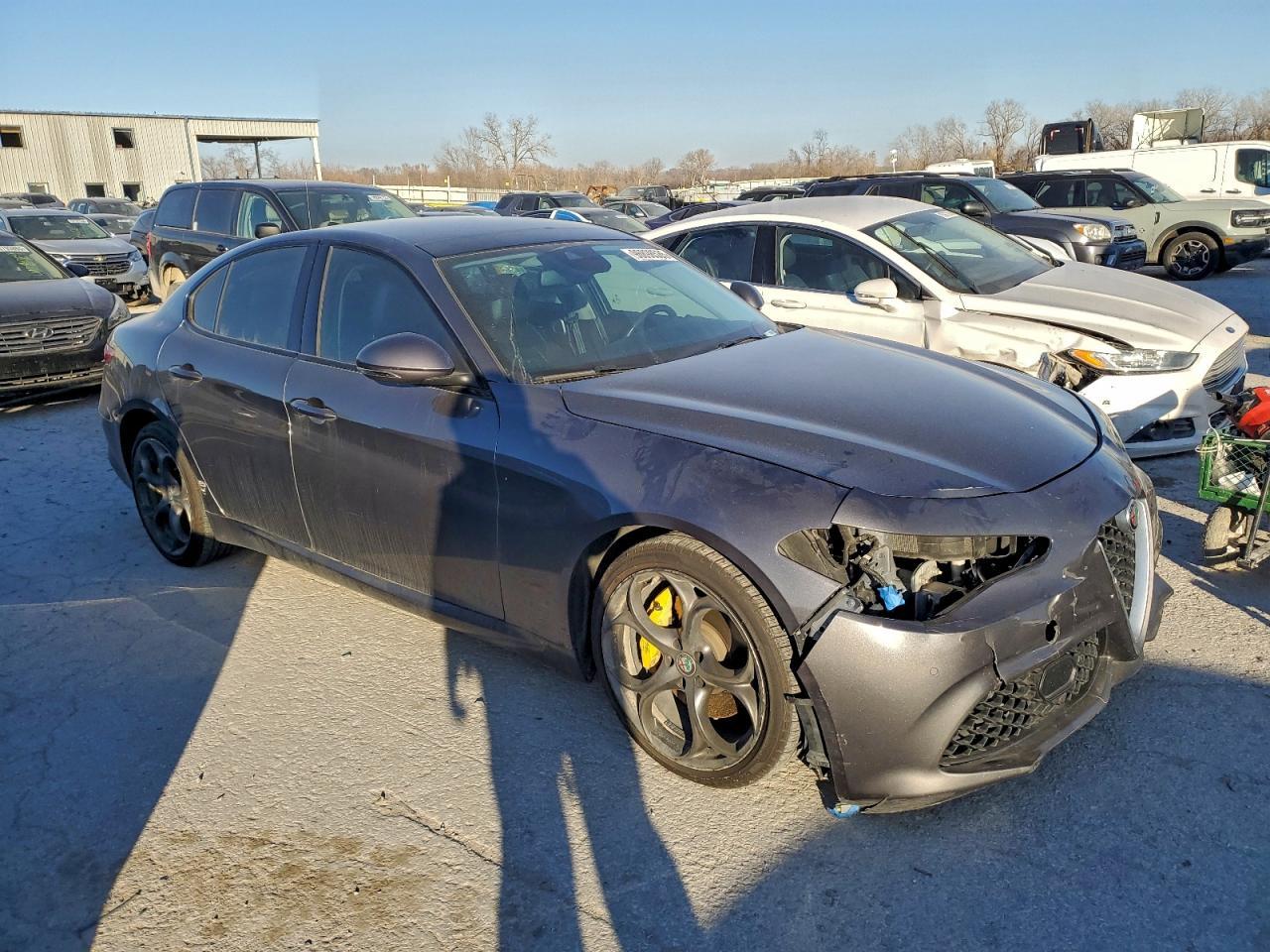 2018 Alfa Romeo Giulia Ti Q4 - Фото 4
