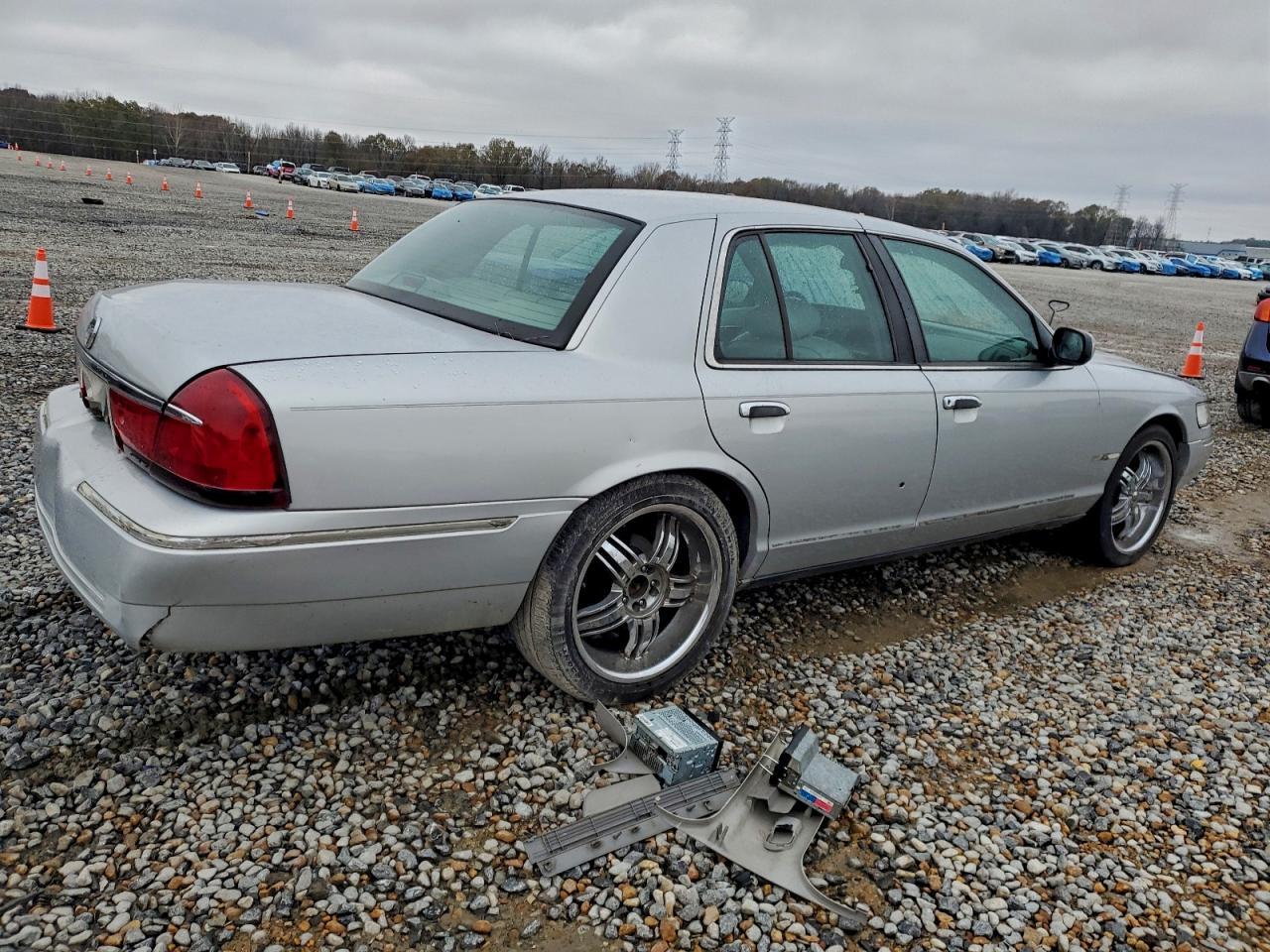 1998 Mercury Grand Marquis Ls - Image 3