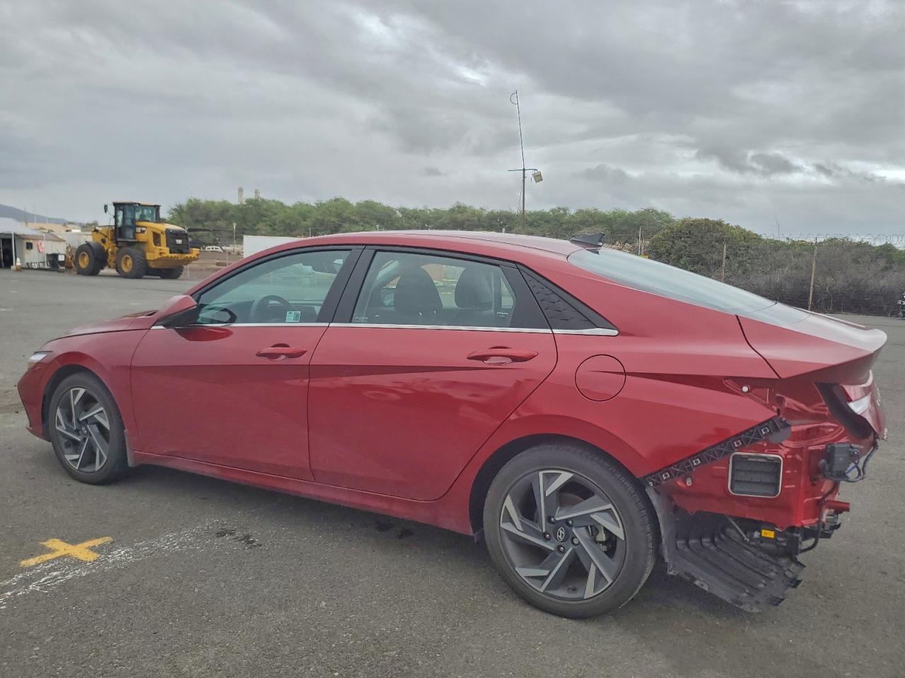 2024 Hyundai Elantra - Фото 2