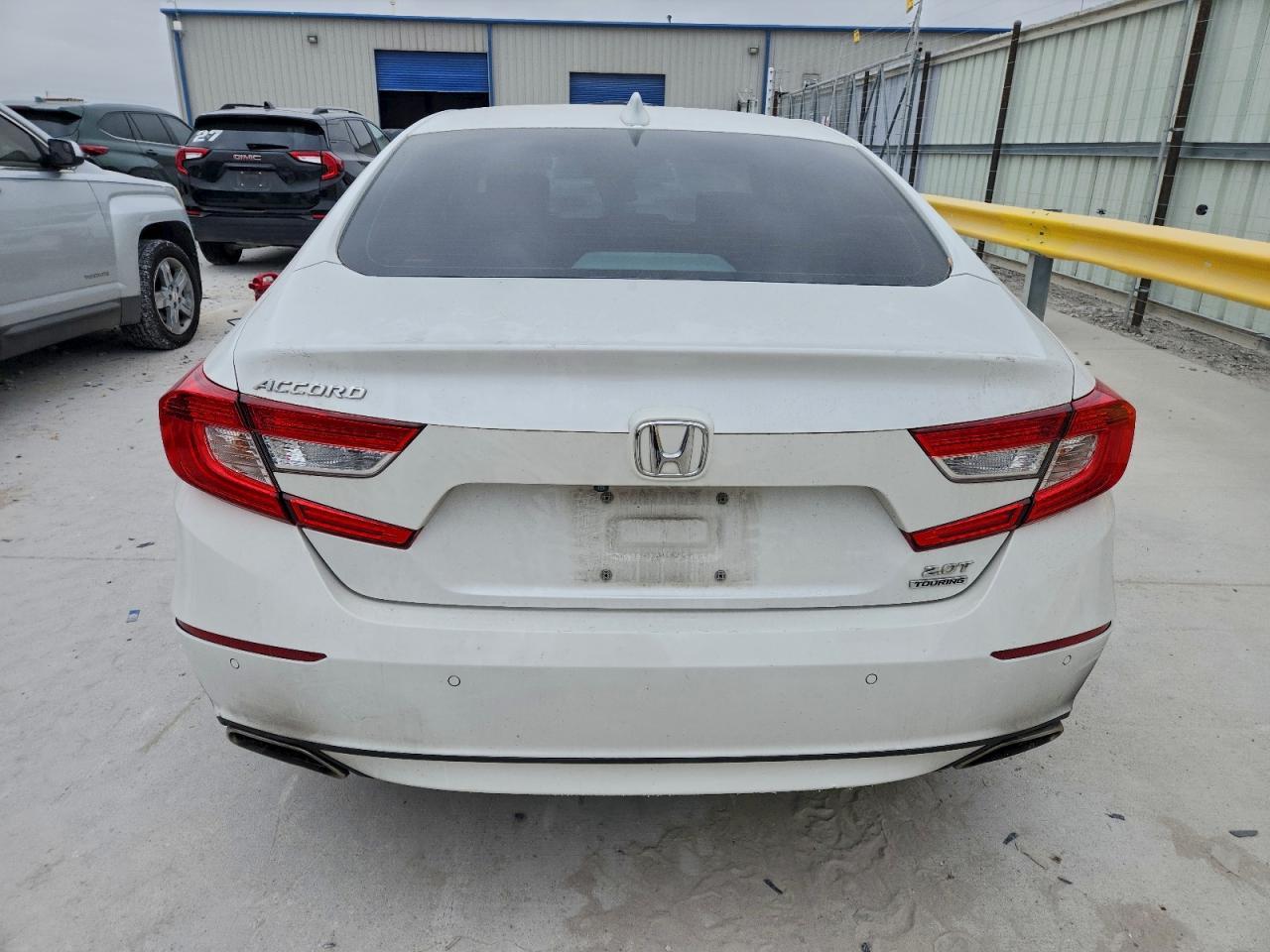 2019 Honda Accord Touring - Image 6