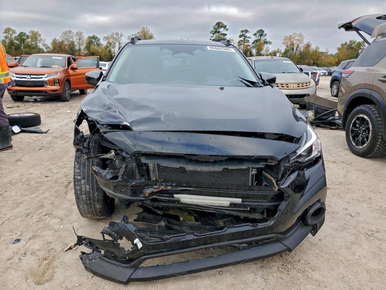 2024 Subaru Crosstrek Premium - Image 5