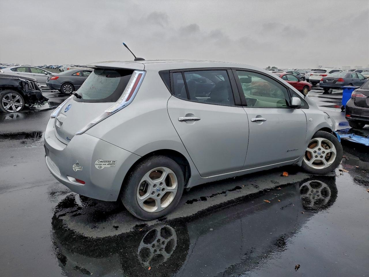 2012 Nissan Leaf Sv - Фото 3