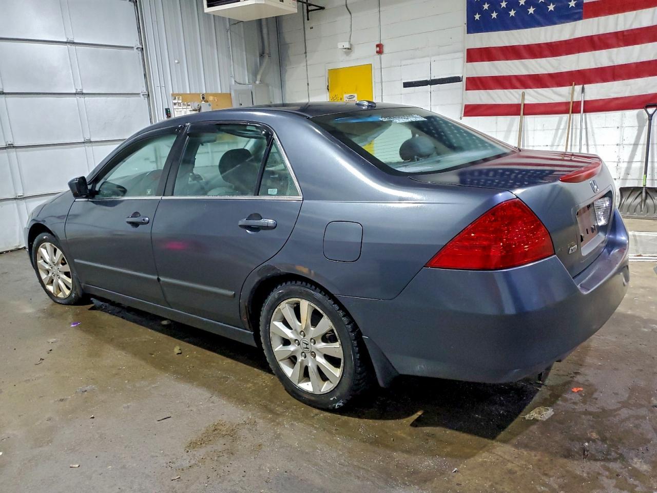 2006 Honda Accord - Image 2