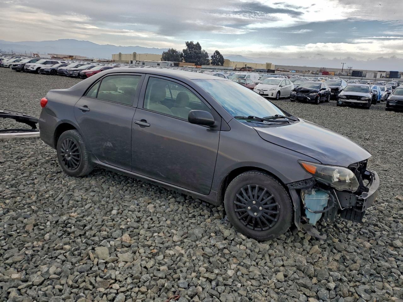 2011 Toyota Corolla Base - Фото 4