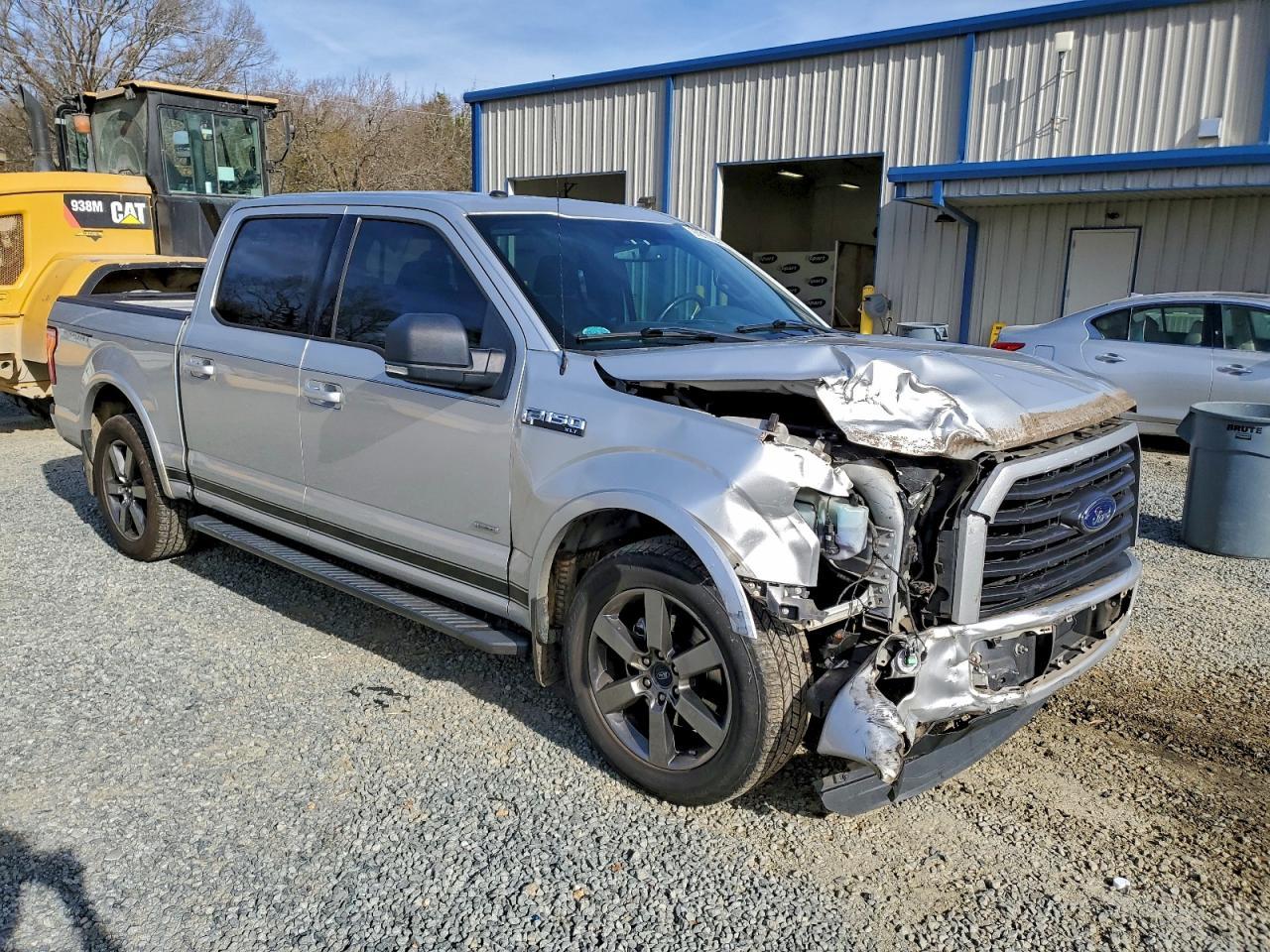 2016 Ford F150 Supercrew - Фото 4