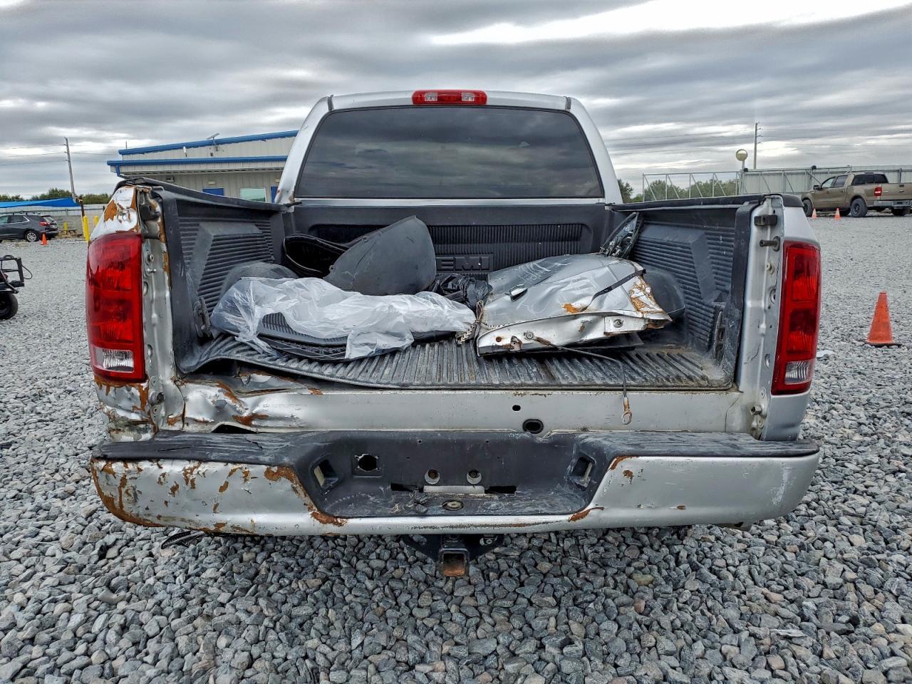 2005 Dodge Ram 1500 St - Фото 6