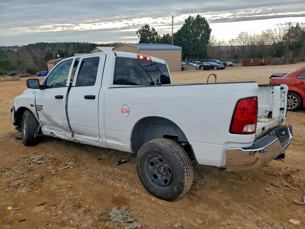 2022 Ram 1500 Classic Tradesman - Фото 2