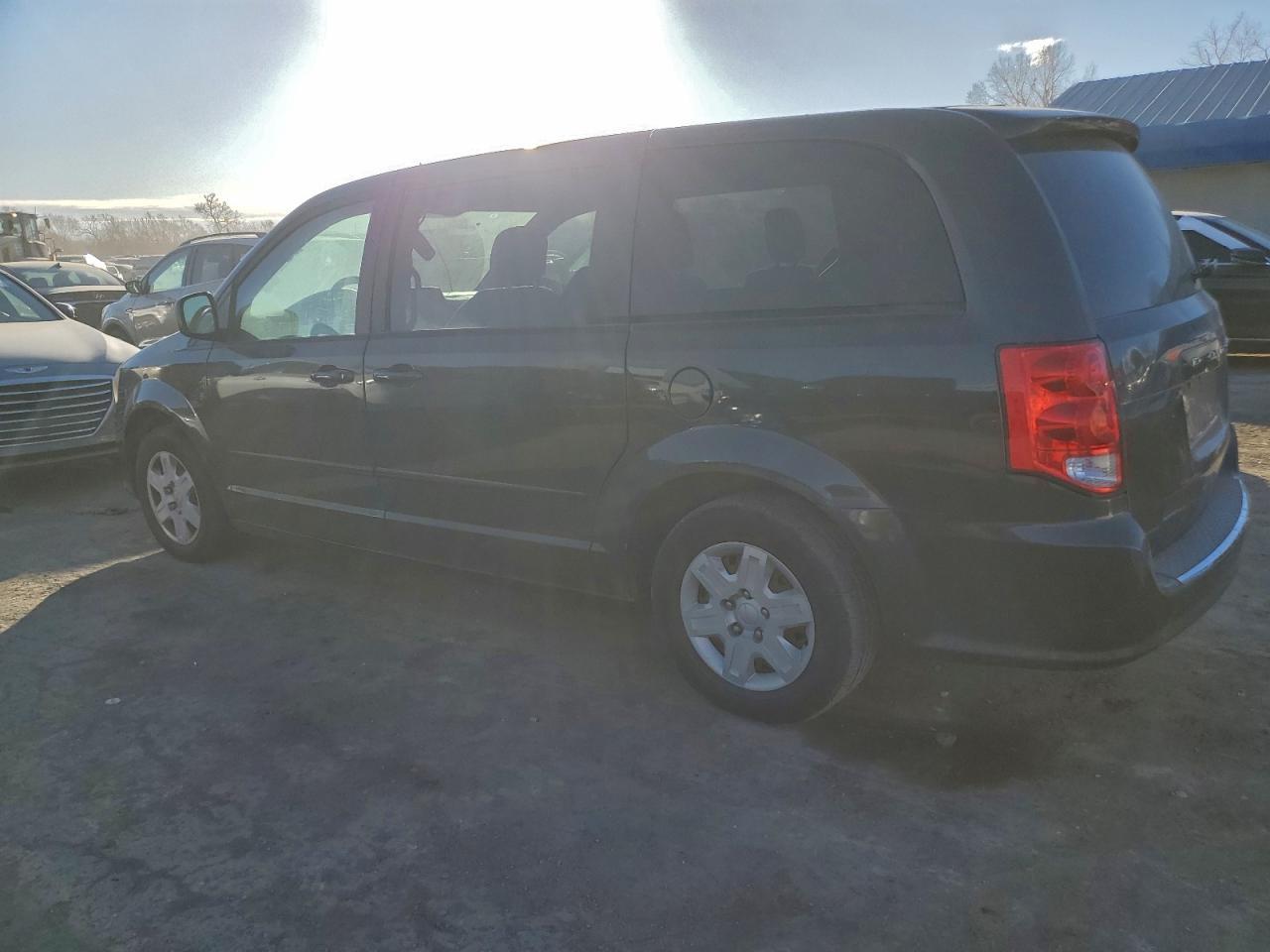 2012 Dodge Grand Caravan Se - Фото 2