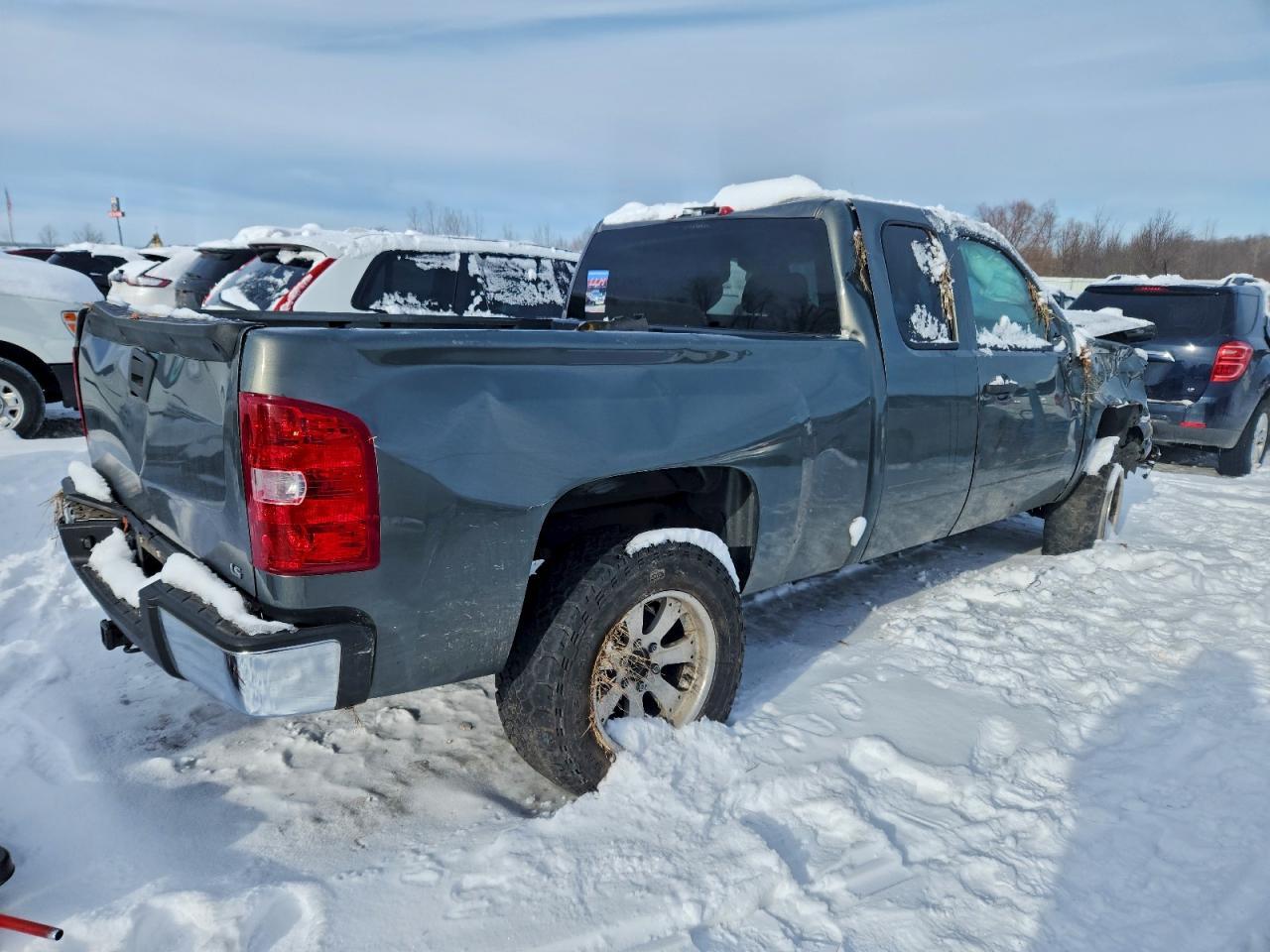 2011 Chevrolet Silverado C1500 Ls - Image 3