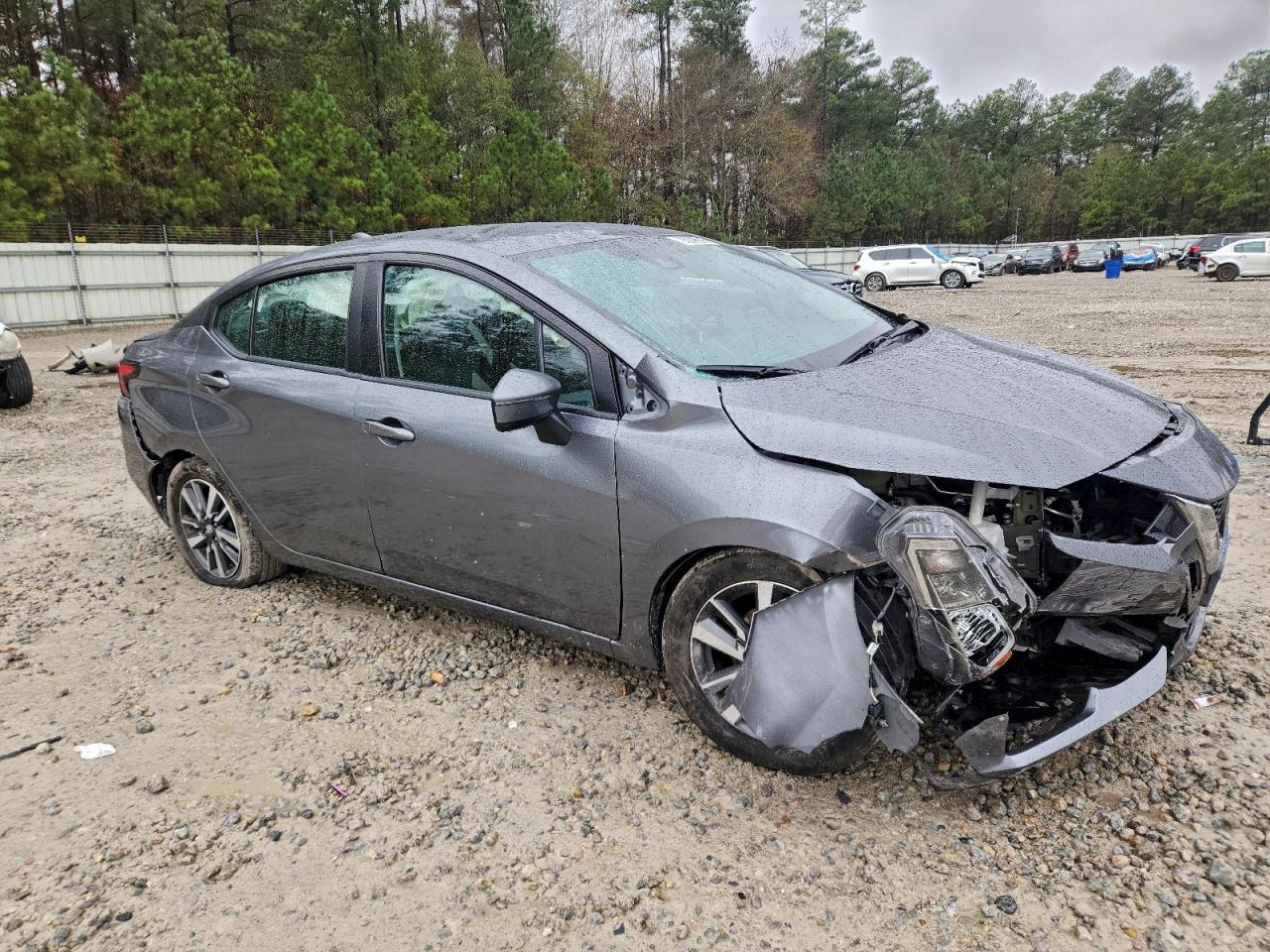 2021 Nissan Versa Sv - Image 4