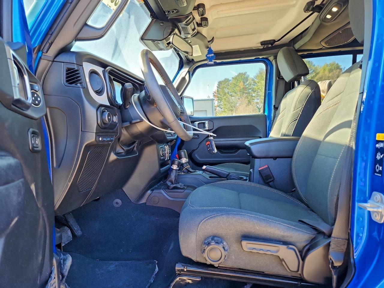 2024 Jeep Wrangler 4Xe - Image 7
