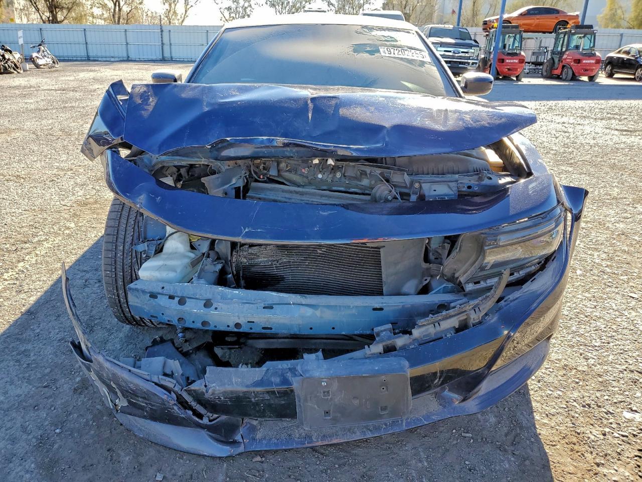 2016 Dodge Charger R/T - Image 5