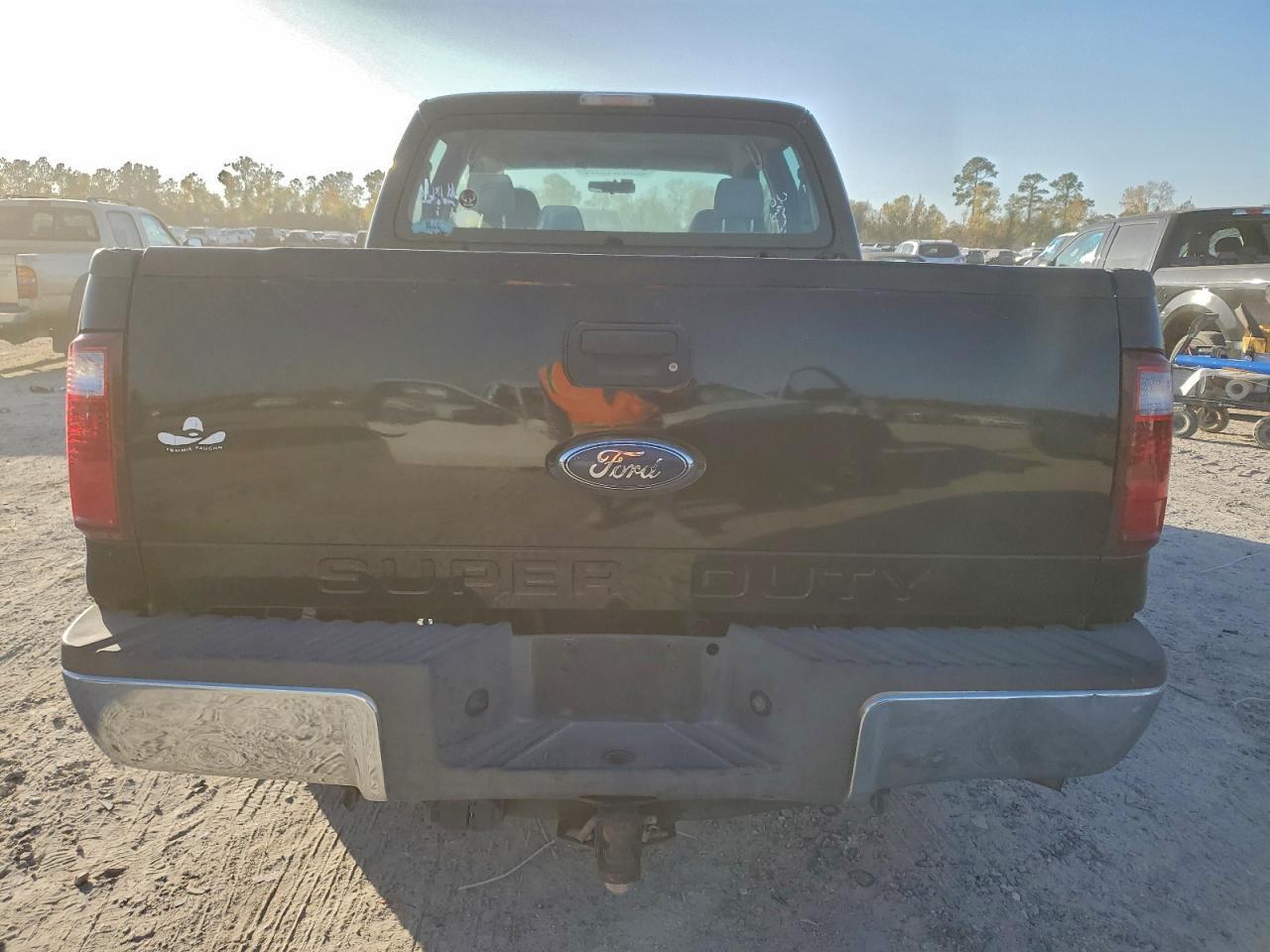 2008 Ford F250 Super Duty - Image 6