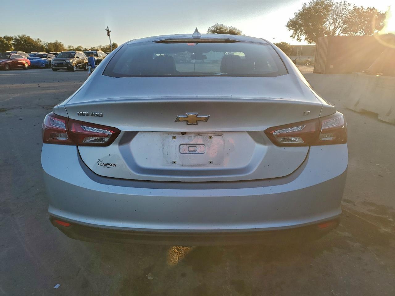 2021 Chevrolet Malibu Lt - Image 6