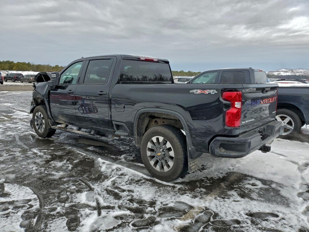 2025 Chevrolet Silverado K2500 Custom - Фото 2