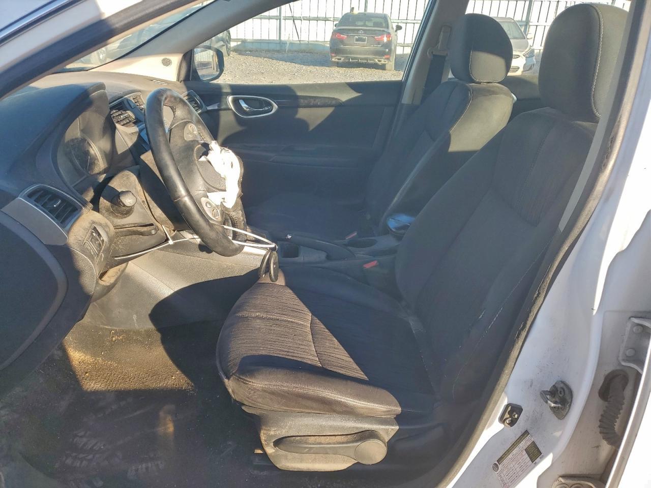 2018 Nissan Sentra - Фото 7