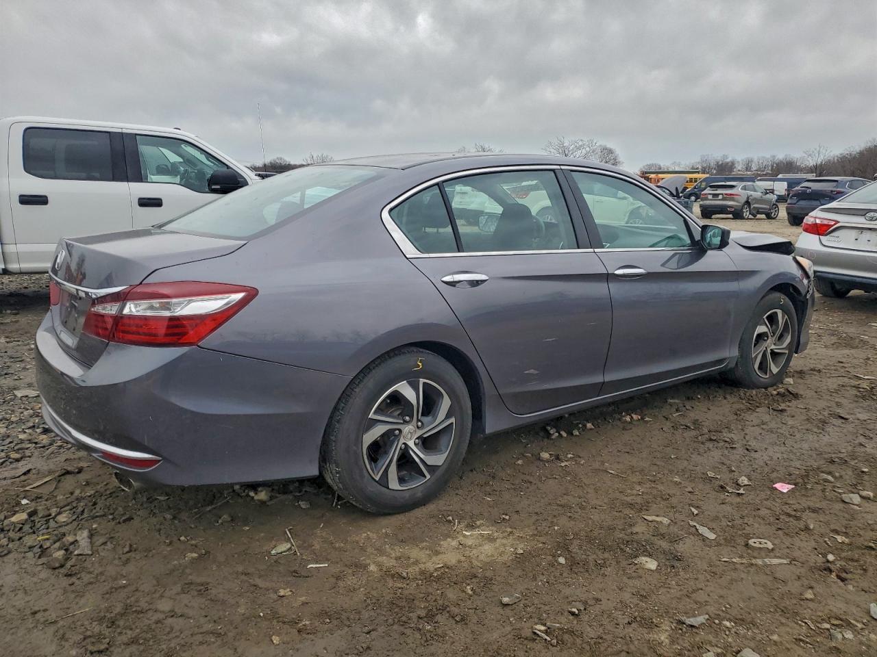 2017 Honda Accord Lx - Фото 3