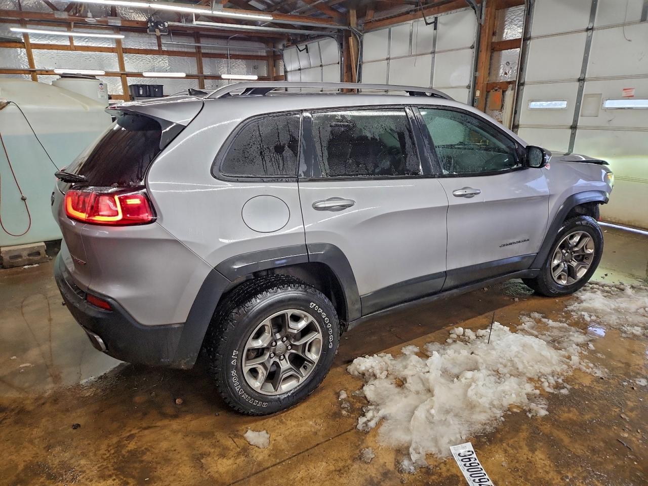 2019 Jeep Cherokee Trailhawk - Фото 3