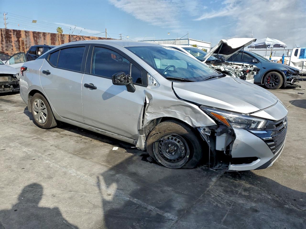 2025 Nissan Versa S - Фото 4