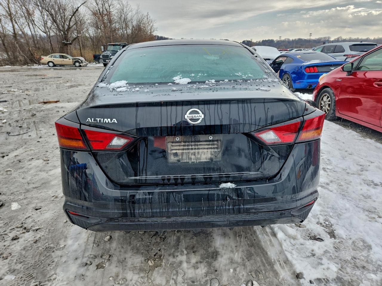 2022 Nissan Altima S - Image 6