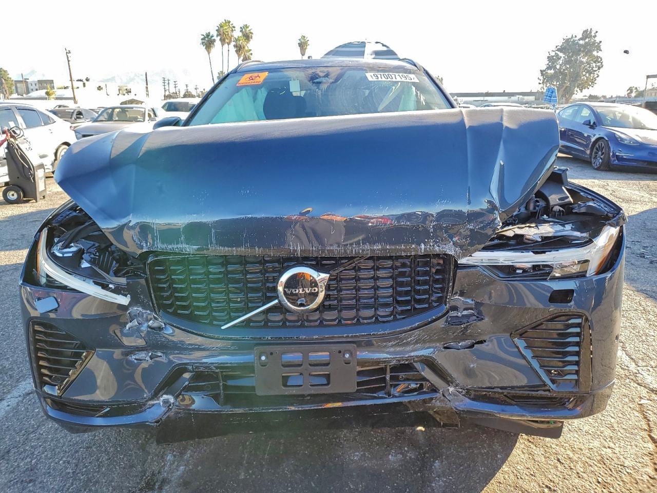 2025 Volvo Xc60 Plus - Фото 5