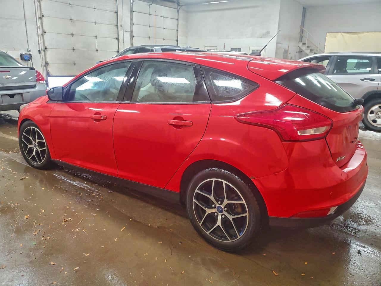 2017 Ford Focus Sel - Фото 2