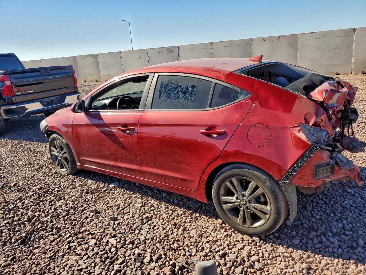 2018 Hyundai Elantra Sel - Фото 2