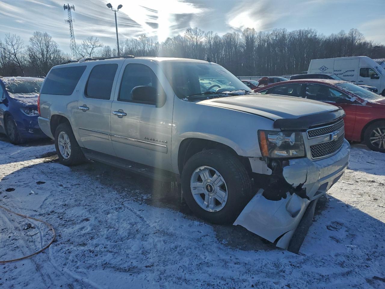 2010 Chev Suburban K - Image 4