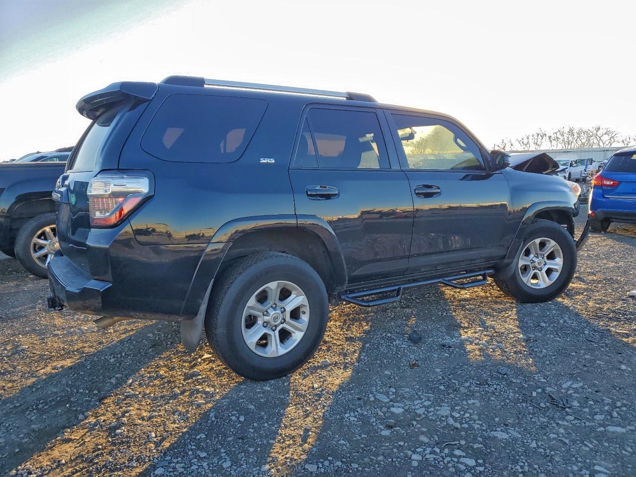 2019 Toyota 4Runner Sr5 - Фото 3