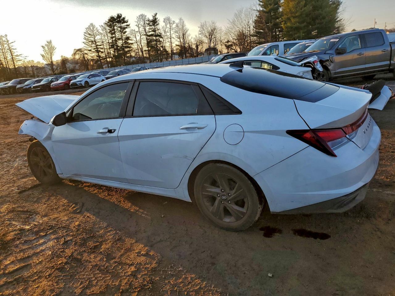 2021 Hyundai Elantra Sel - Фото 2