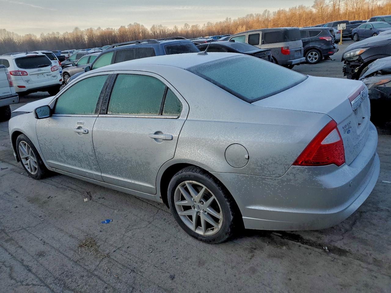 2011 Ford Fusion Sel - Фото 2
