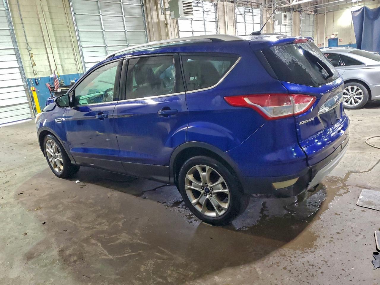 2014 Ford Escape Titanium - Фото 2