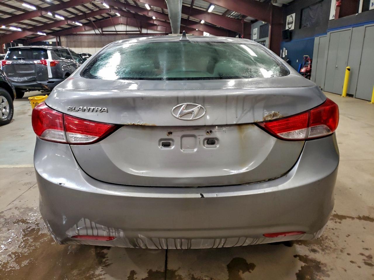 2012 Hyundai Elantra Gls - Фото 6
