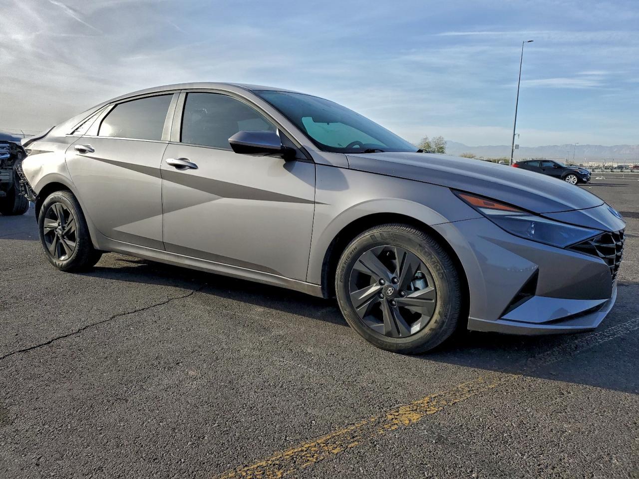 2023 Hyundai Elantra Hybrid Blue - Фото 4