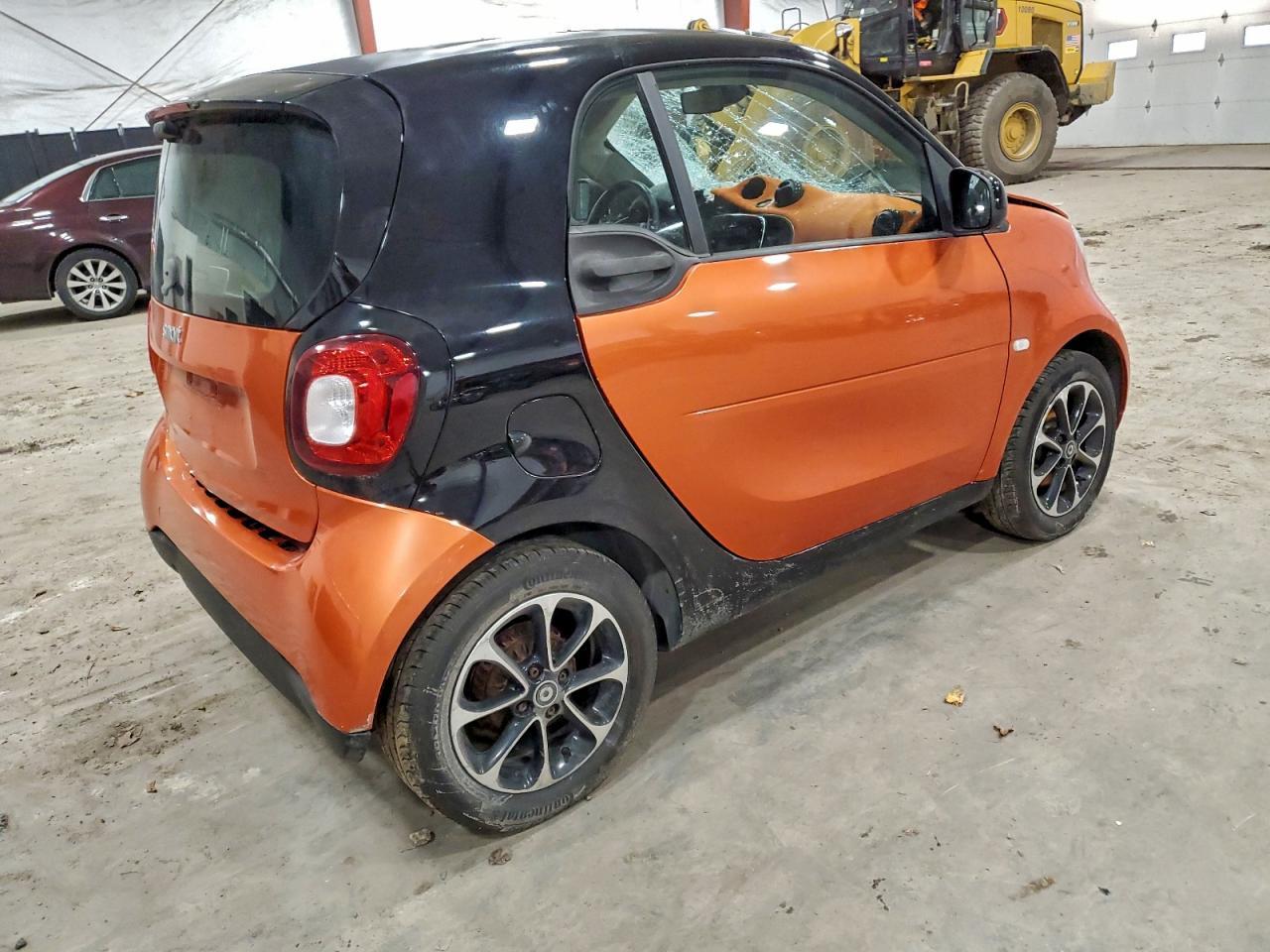 2016 Smart Fortwo - Фото 3