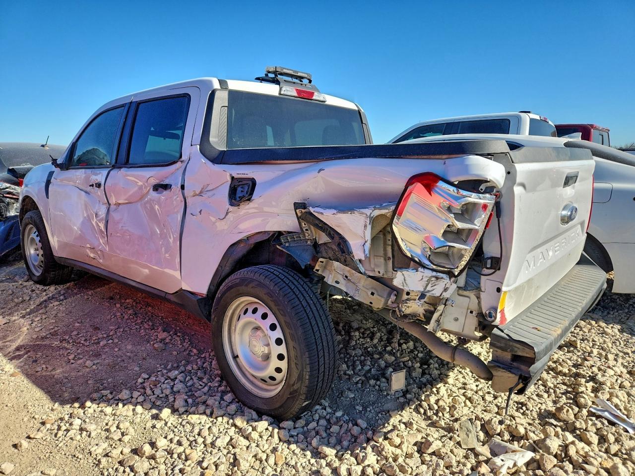 2022 Ford Maverick Xl - Image 2