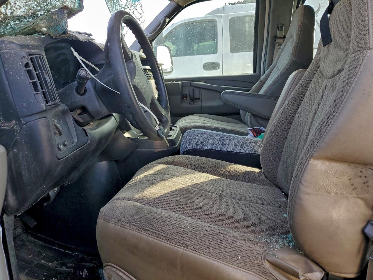 2007 GMC Savana 1500 Recreational Vehicle - Фото 7