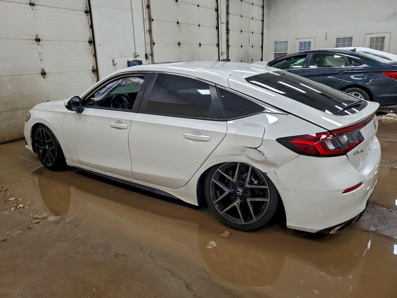 2023 Honda Civic Sport Touring - Image 2