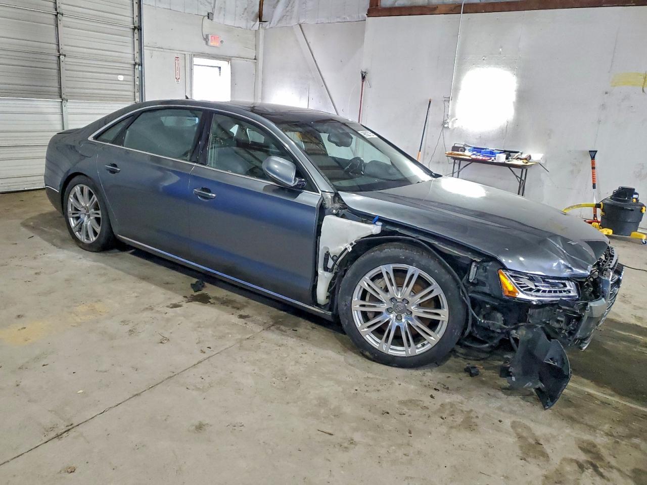 2015 Audi A8 L Quattro - Image 4