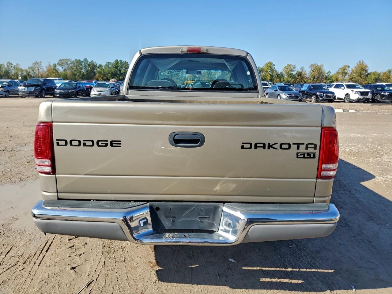 2004 Dodge Dakota Quad Slt - Image 6