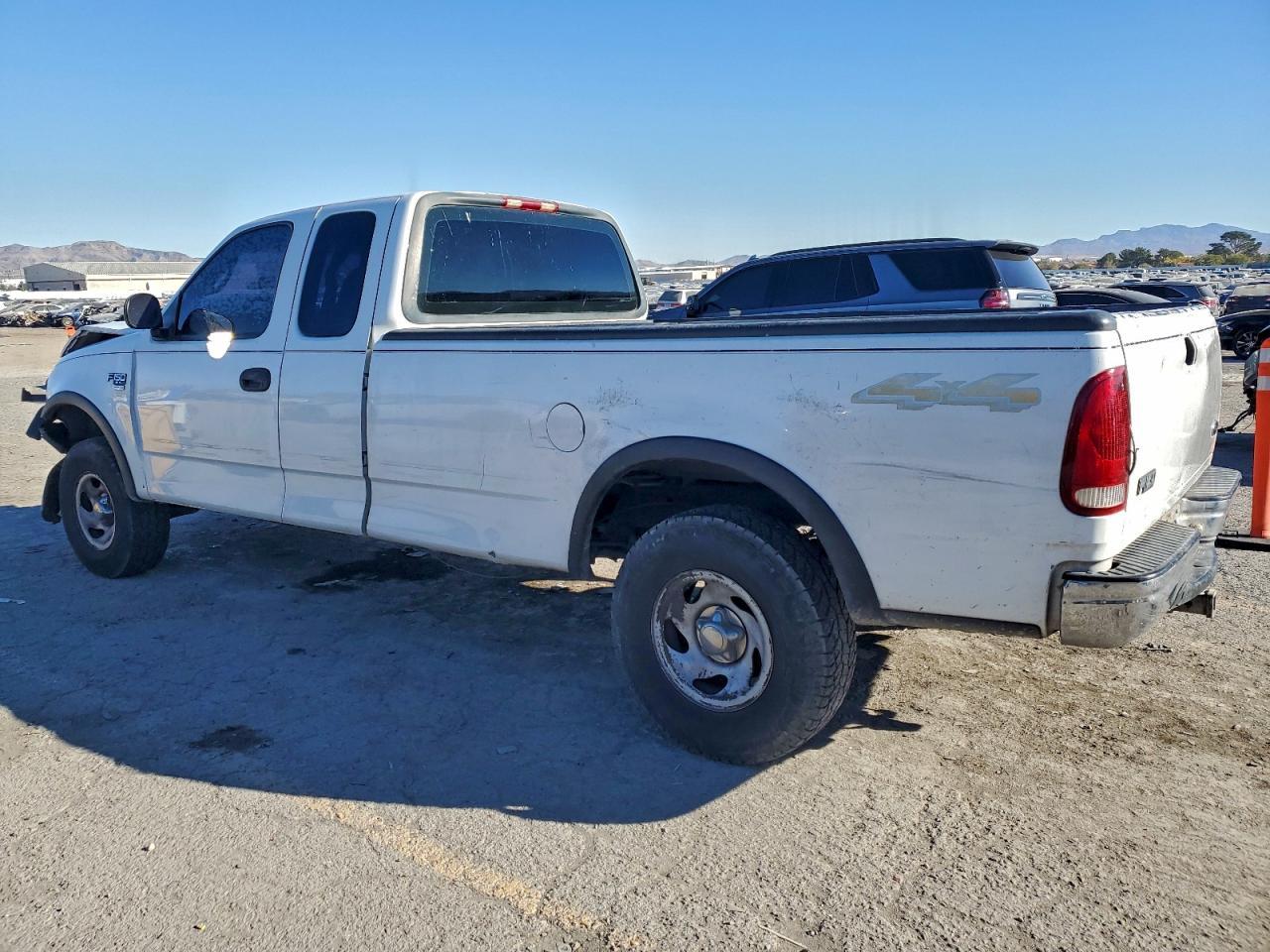 2000 Ford F150 - Фото 2