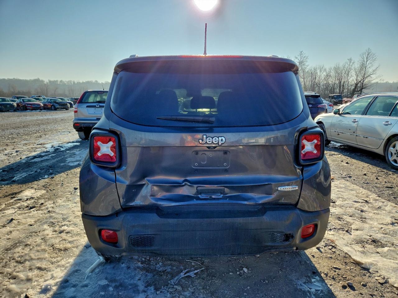2020 Jeep Renegade Latitude - Image 6
